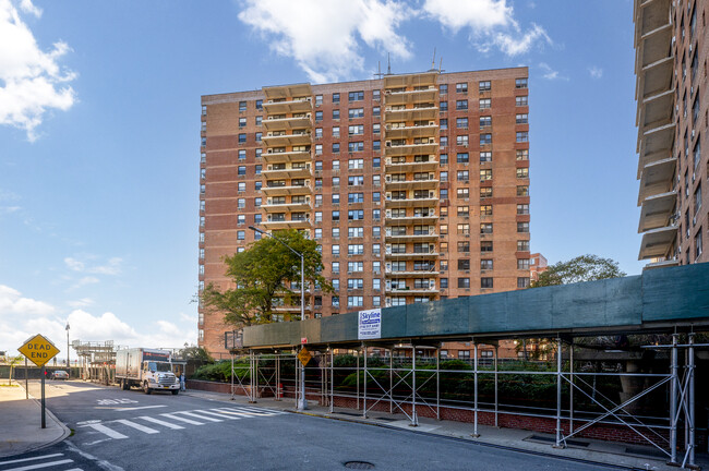 Brighton Towers A in Brooklyn, NY - Building Photo - Building Photo