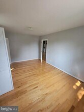 7828 Bodkin View Dr in Pasadena, MD - Building Photo - Building Photo