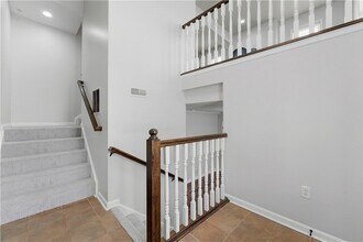 200 Venango Trail in Mars, PA - Foto de edificio - Building Photo