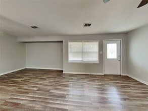 1710 Proctor St in Grand Prairie, TX - Building Photo - Building Photo