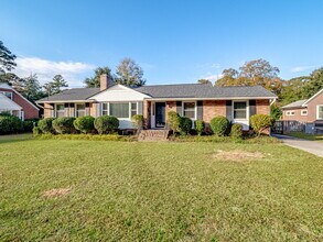 9 Wactor St in Sumter, SC - Building Photo - Building Photo
