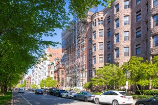 180 Commonwealth Ave in Boston, MA - Building Photo