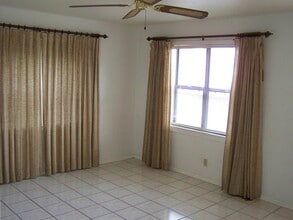 321 W Rocalla Ave in Ajo, AZ - Building Photo - Building Photo