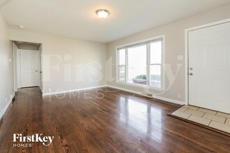 461 Clyde Ave in Calumet City, IL - Building Photo - Building Photo