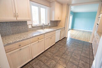 3041 Pruneridge Ave in Santa Clara, CA - Building Photo - Building Photo