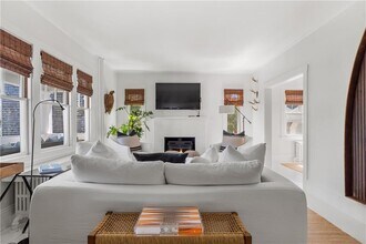 193 Coggeshall Ave in Newport, RI - Building Photo - Building Photo