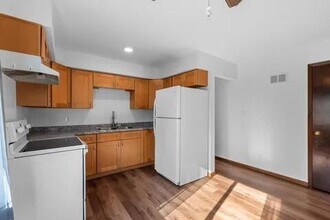 137 S Judge Dr in Saukville, WI - Building Photo - Building Photo