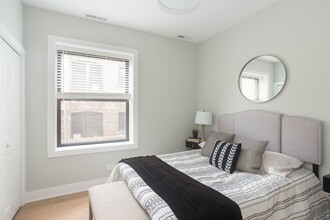 4410 N Seeley Ave, Unit 1 in Chicago, IL - Building Photo - Building Photo