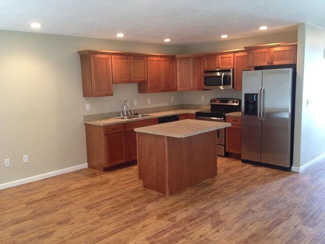 property at 708 3rd St NW