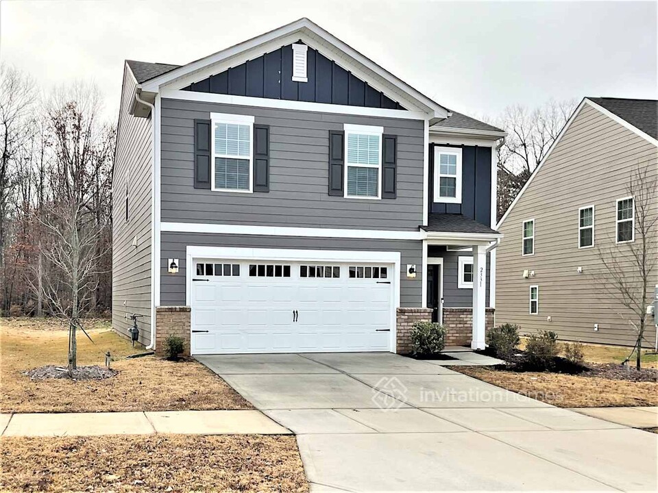 2331 Pebble Close Ct in Monroe, NC - Building Photo