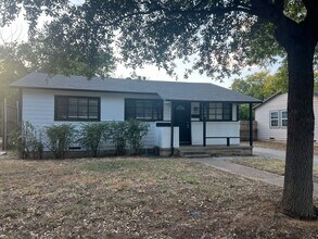 1306 Bennett Dr in Arlington, TX - Building Photo - Building Photo