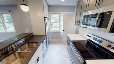 1345 7th St in Des Moines, IA - Building Photo - Building Photo