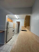 1522 NE 34th Ct in Oakland Park, FL - Building Photo - Building Photo