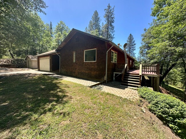 property at 10514 Smith Rd