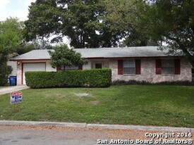 4335 Sunnyvale Ln in San Antonio, TX - Building Photo