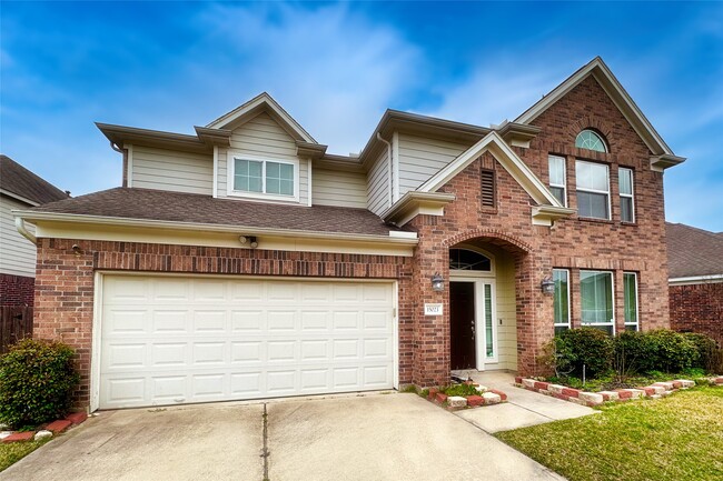 property at 15023 Russet Bend Ln