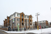 6923 16 Ave SE in Calgary, AB - Building Photo - Building Photo