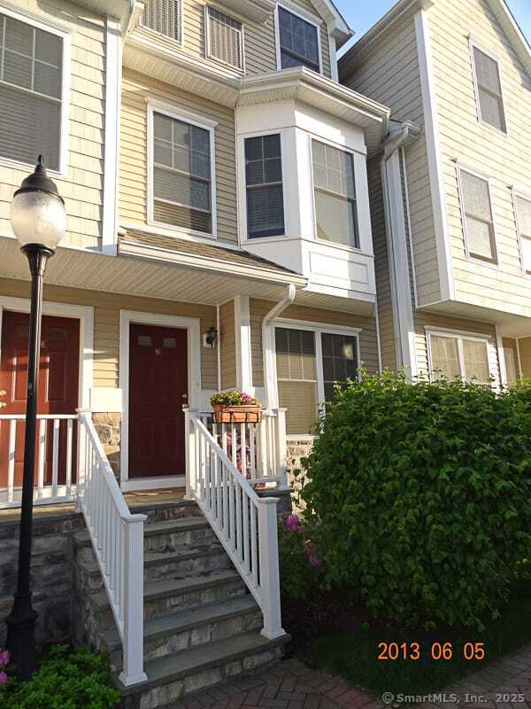 85 Camp Ave