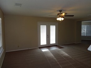 6806 Winterpath Dr in San Antonio, TX - Foto de edificio - Building Photo