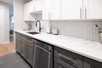 1661-1663 Washington St. Unit 102 in Boston, MA - Building Photo - Building Photo
