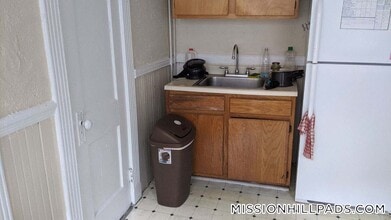 895 Huntington Ave in Boston, MA - Building Photo - Building Photo