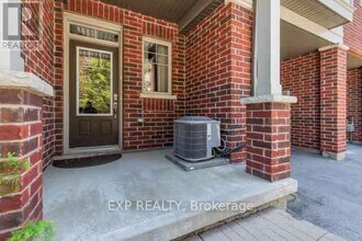 310-310 Fall Fair Way in Hamilton, ON - Building Photo - Building Photo
