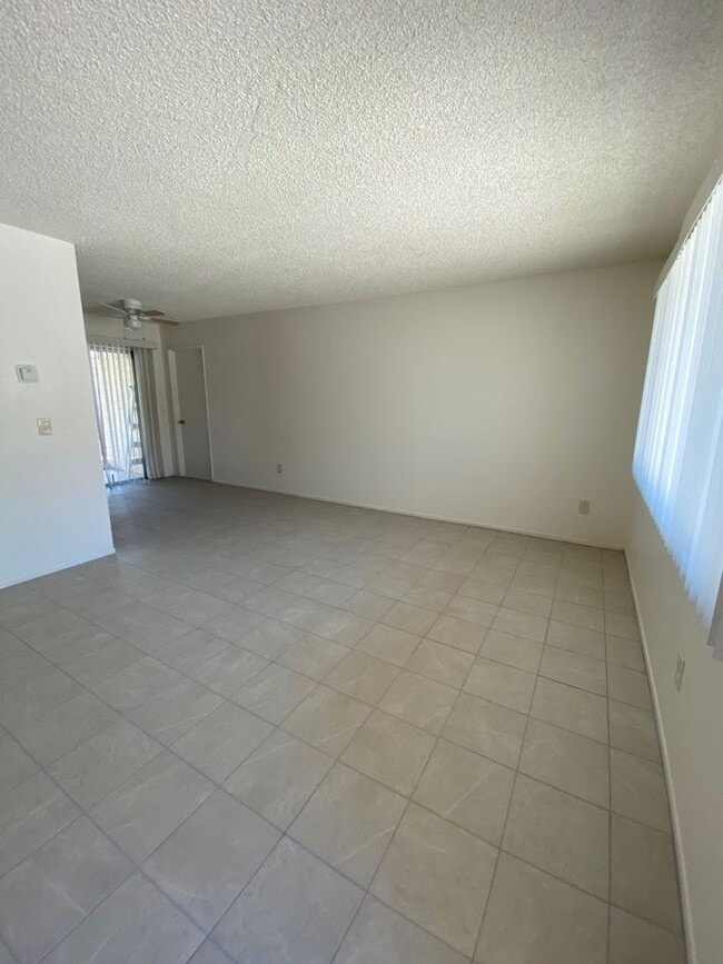 7455 Fox in Yucca Valley, CA - Building Photo - Building Photo