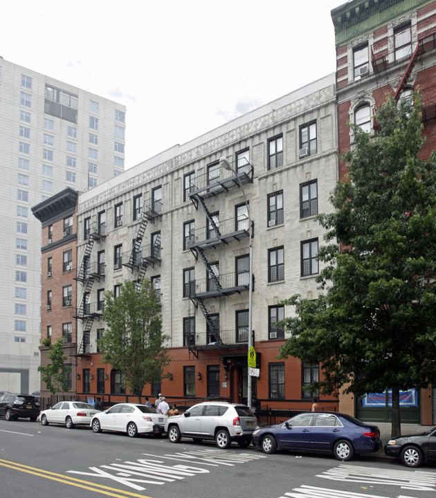 11-15 St Nicholas Ave in New York, NY - Foto de edificio