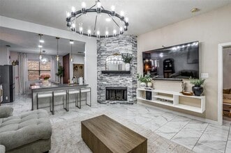 4136 Creekhollow Dr in Carrollton, TX - Building Photo - Building Photo