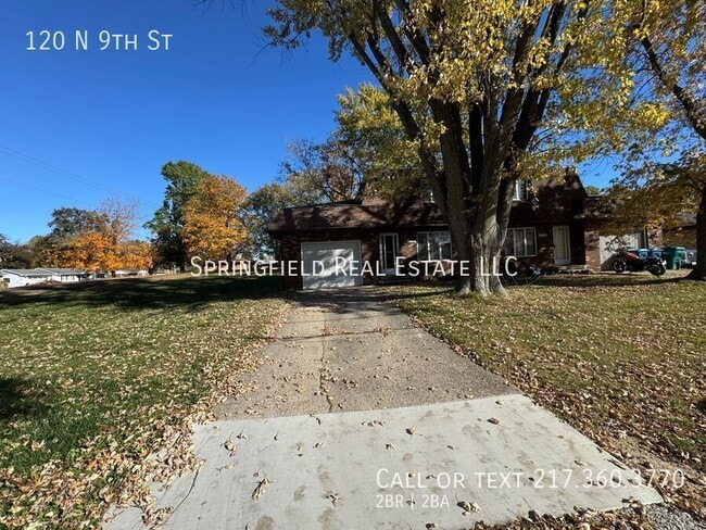 property at 120 N 9th St