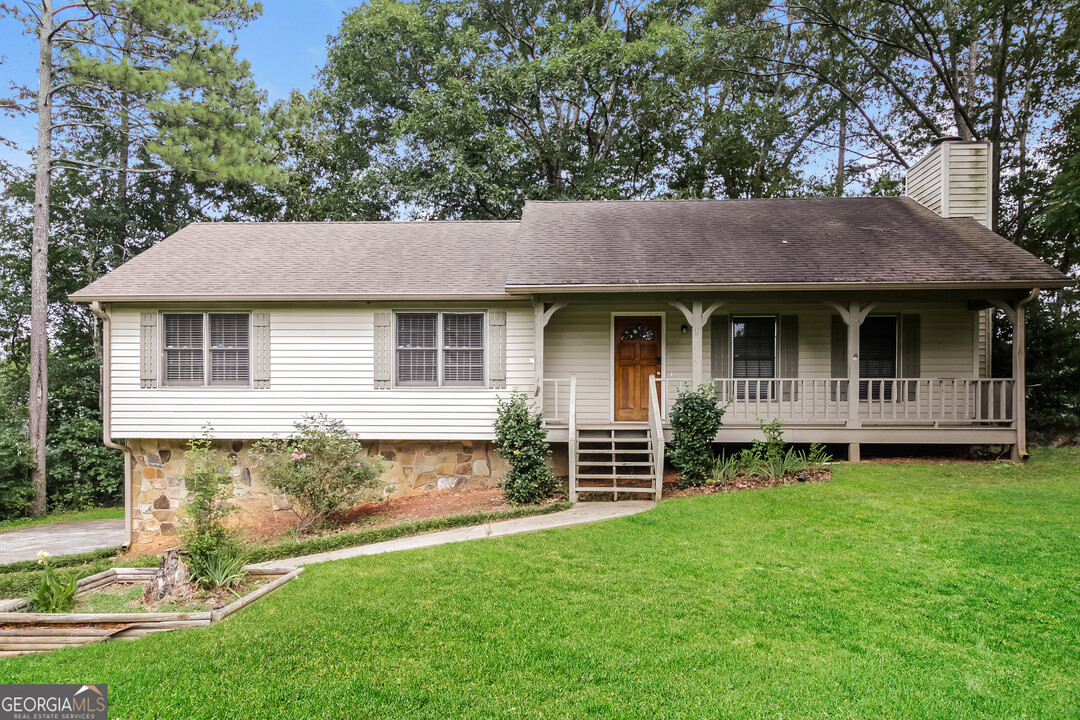 158 Victoria Station in Woodstock, GA - Building Photo