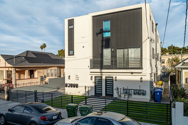 1724 Menlo Ave in Los Angeles, CA - Building Photo - Building Photo