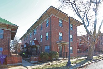 Carr Square Apartments in St. Louis, MO - Building Photo - Building Photo