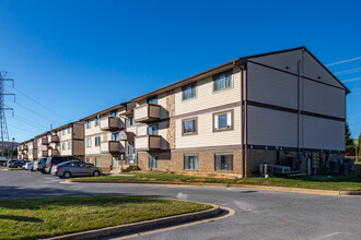 Ambertowne in Frederick, MD - Foto de edificio - Building Photo
