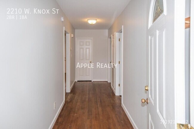 2210 W Knox St in Durham, NC - Building Photo - Building Photo