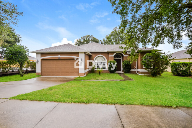 3801 Glenford Dr in Clermont, FL - Foto de edificio - Building Photo