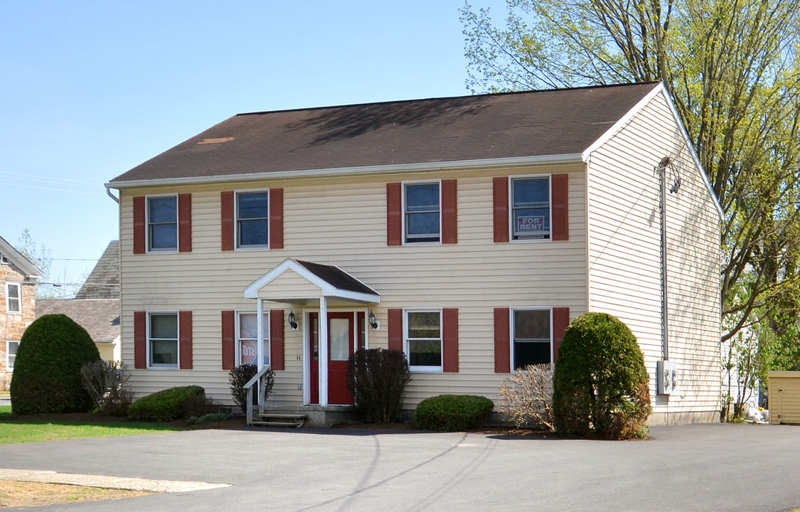 17 Queen Anne in Fort Ann, NY - Building Photo