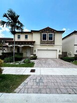 9825 NW 86th Terrace in Doral, FL - Building Photo
