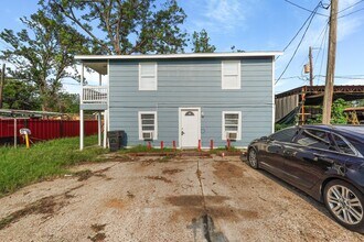523 Henke St in Houston, TX - Building Photo - Building Photo