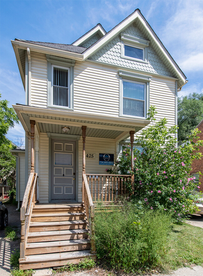 425 Church St in Ann Arbor, MI - Building Photo - Building Photo
