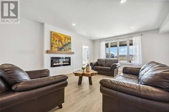 640 SWEETBAY Cres in Sarnia, ON - Building Photo - Building Photo