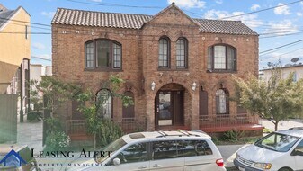 112 S Cummings St in Los Angeles, CA - Building Photo