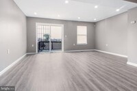 825 Showell Ct photo'