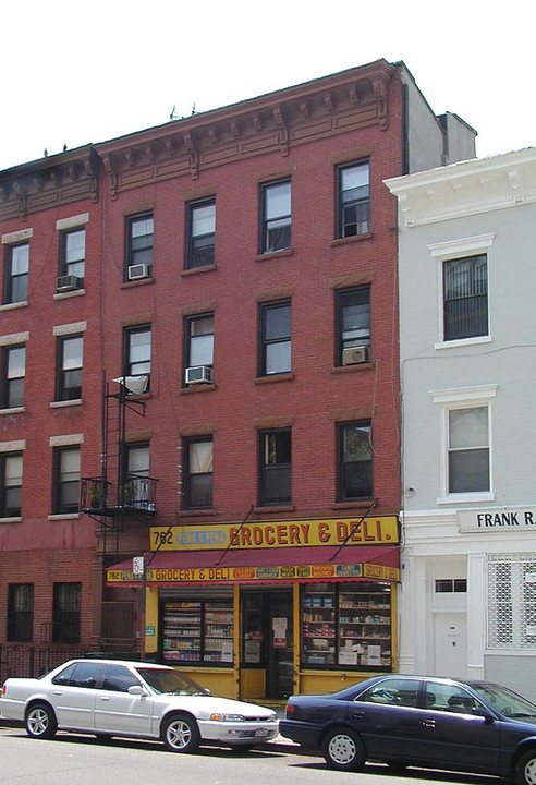 762 Classon Ave in Brooklyn, NY - Building Photo