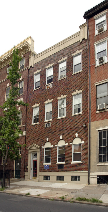 1313 Spruce St in Philadelphia, PA - Foto de edificio