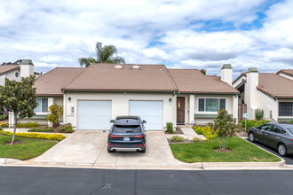 Westwinds in Escondido, CA - Foto de edificio - Building Photo