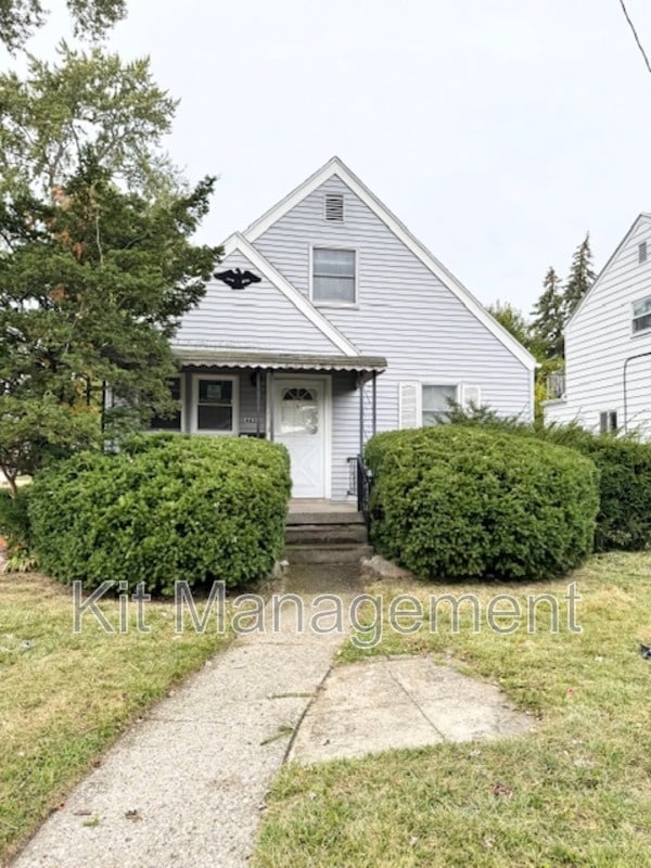 property at 4631 Burnham Ave