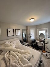 209 E Cottage St in Boston, MA - Building Photo - Building Photo