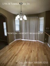 1794 W Tumble Creek Dr in Meridian, ID - Building Photo - Building Photo