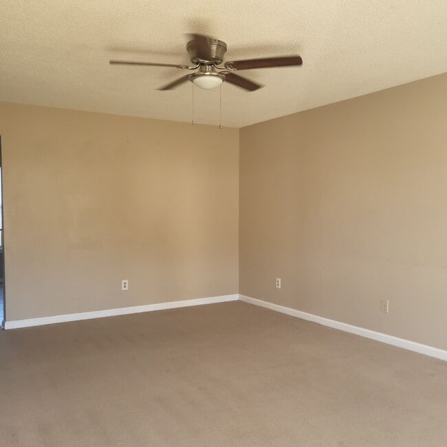 723 Macey St in East Dublin, GA - Building Photo - Building Photo